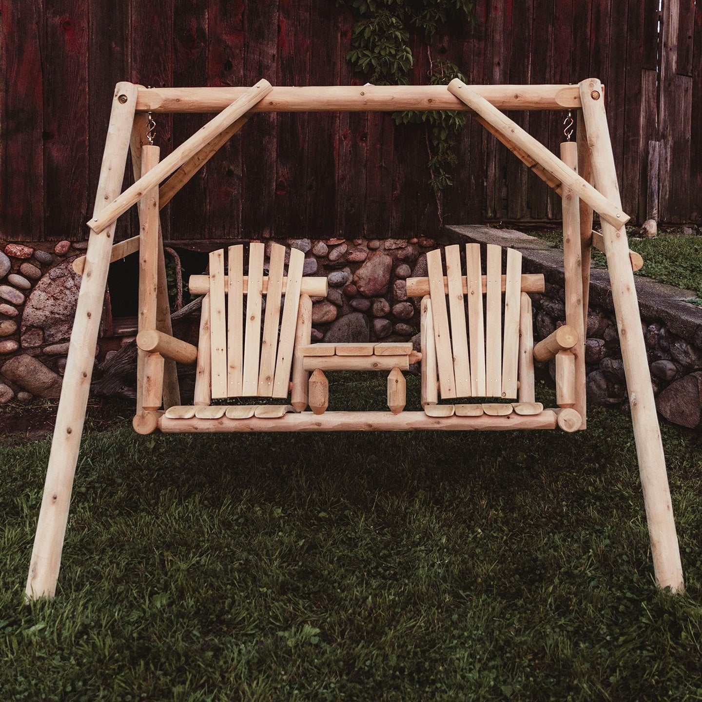 Lakeland Mills Cedar Log Tete-A-Tete Yard Swing