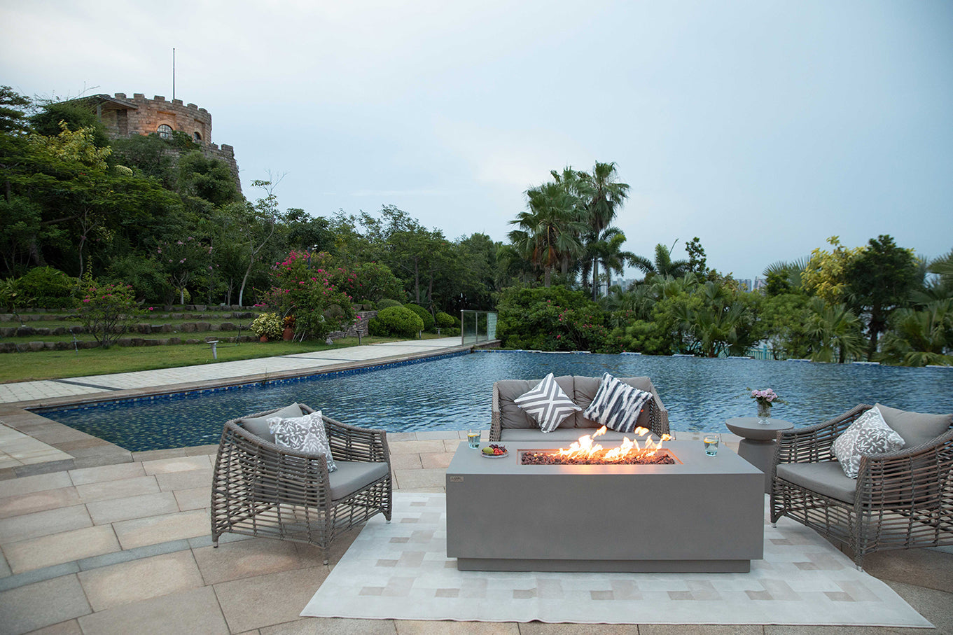 SEDONA Fire Table - Light Gray