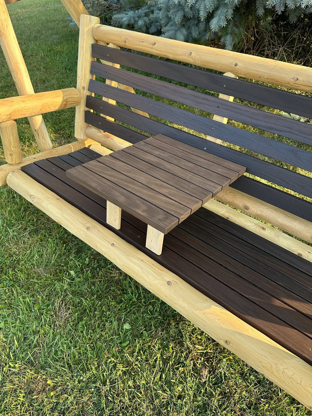 ThermaFusion Cedar Log Tete-A-Tete Yard Swing